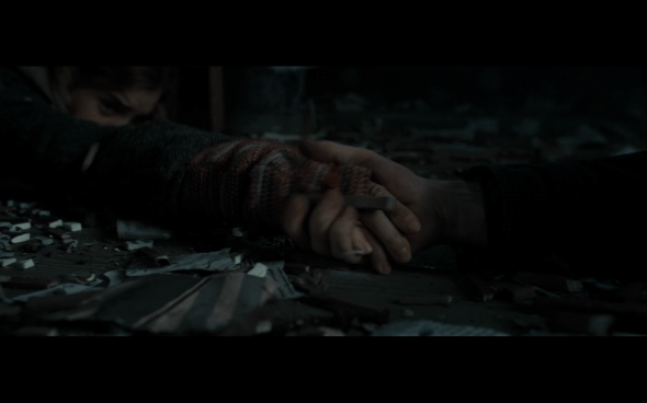 Harry Potter and the Deathly Hallows Part 1 - 1098