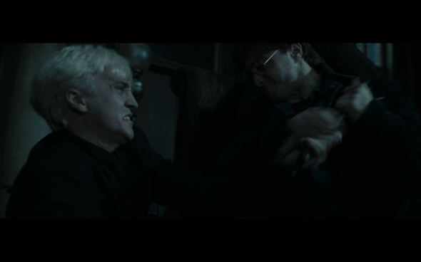 Harry Potter and the Deathly Hallows Part 1 - 1226