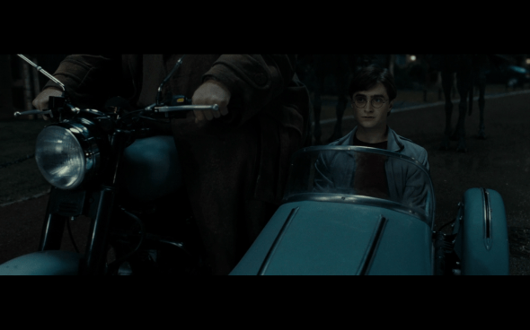 Harry Potter and the Deathly Hallows Part 1 - 155