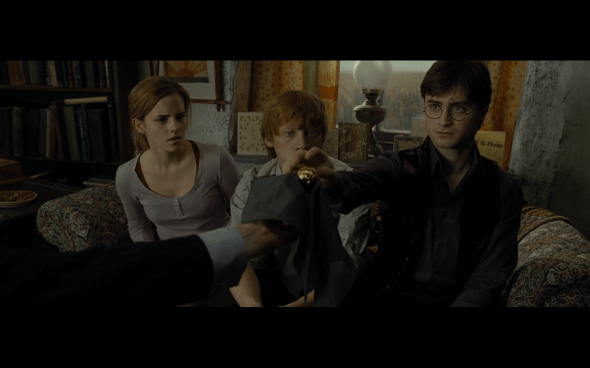 Harry Potter and the Deathly Hallows Part 1 - 351