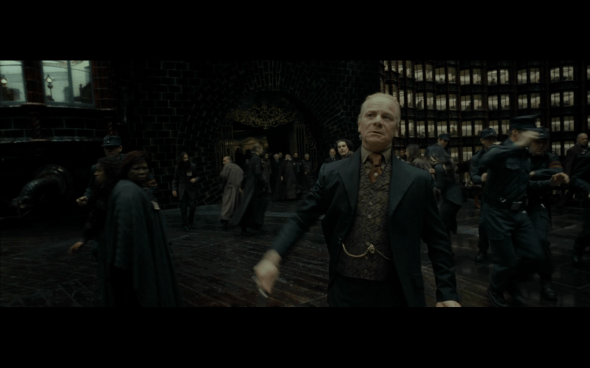 Harry Potter and the Deathly Hallows Part 1 - 635a