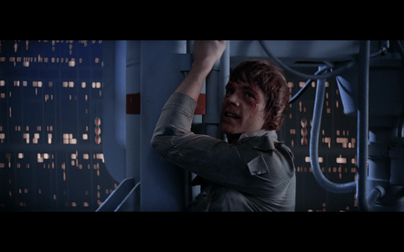 The Empire Strikes Back - 907