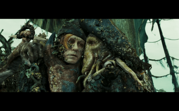 Pirates of the Caribbean Dead Man's Chest - 1380