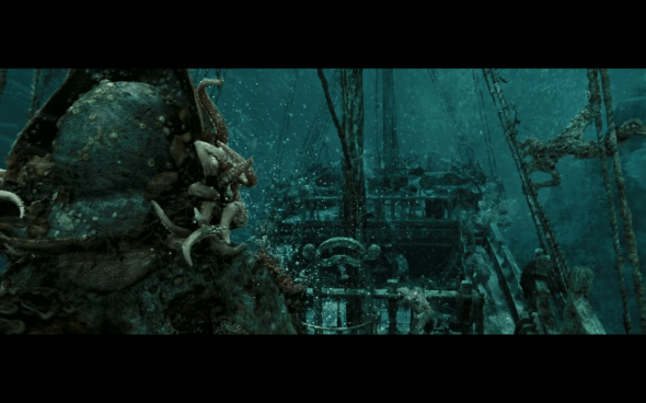 Pirates of the Caribbean Dead Man's Chest - 1570