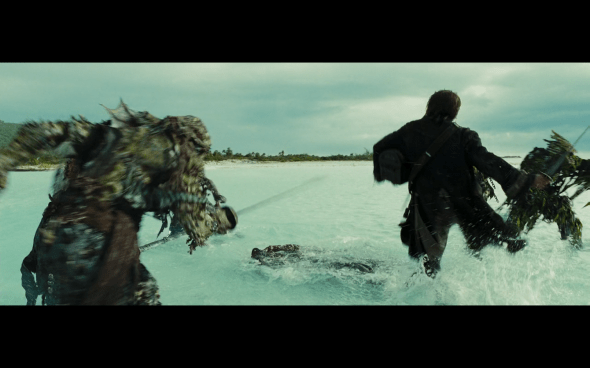 Pirates of the Caribbean Dead Man's Chest - 2016