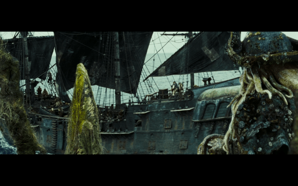 Pirates of the Caribbean Dead Man's Chest - 2072