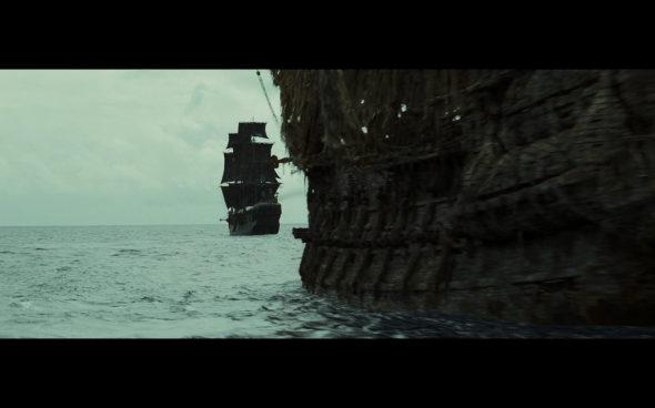 Pirates of the Caribbean Dead Man's Chest - 2084