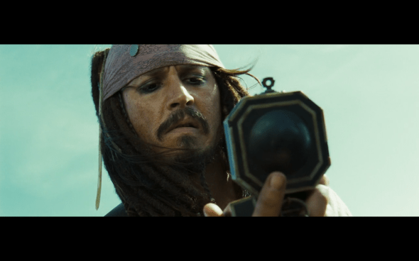 Pirates of the Caribbean Dead Man's Chest - 2180