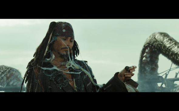 Pirates of the Caribbean Dead Man's Chest - 2302