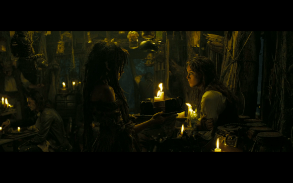 Pirates of the Caribbean Dead Man's Chest - 2360