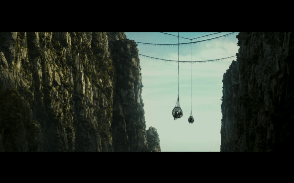 Pirates of the Caribbean Dead Man's Chest - 411