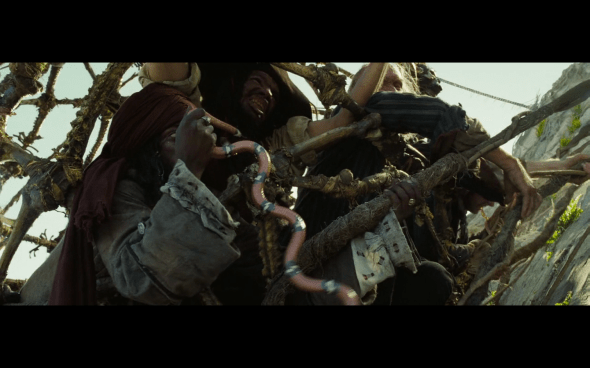 Pirates of the Caribbean Dead Man's Chest - 484