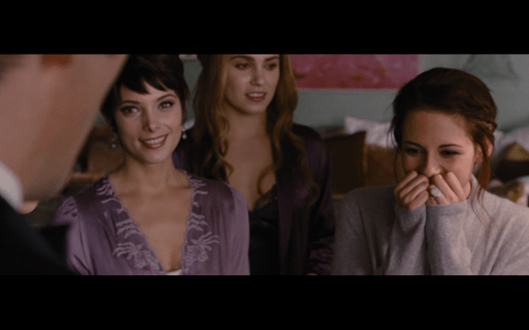The Twilight Saga Breaking Dawn Part 1 - 142