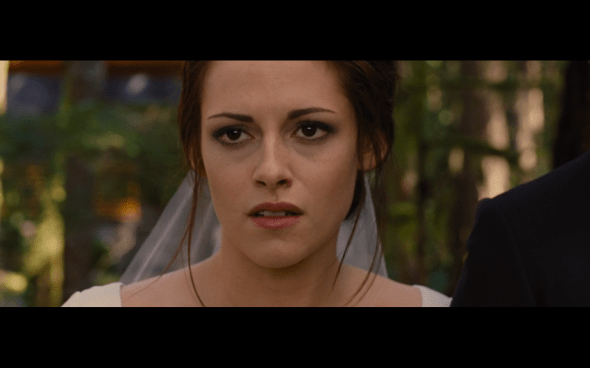 The Twilight Saga Breaking Dawn Part 1 - 186