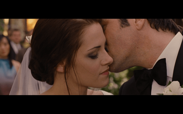 The Twilight Saga Breaking Dawn Part 1 - 196