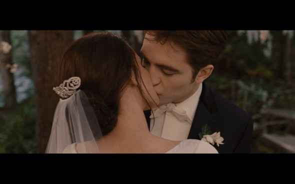 The Twilight Saga Breaking Dawn Part 1 - 207