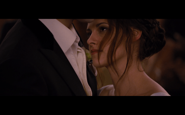 The Twilight Saga Breaking Dawn Part 1 - 284