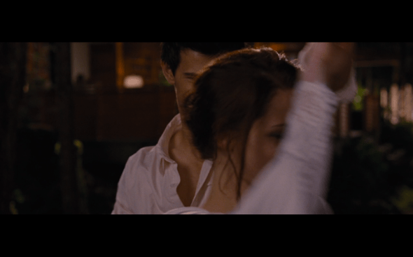 The Twilight Saga Breaking Dawn Part 1 - 302