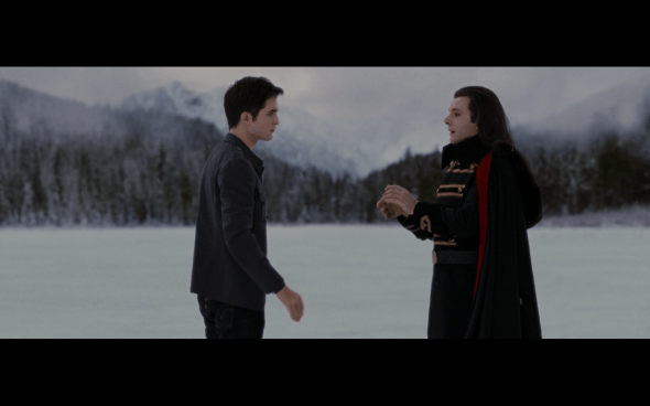 The Twilight Saga Breaking Dawn Part 2 - 1231