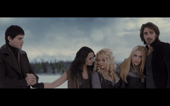 The Twilight Saga Breaking Dawn Part 2 - 1828
