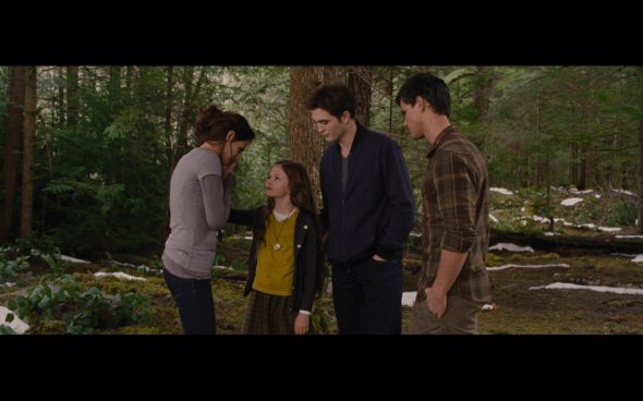 The Twilight Saga Breaking Dawn Part 2 - 1874