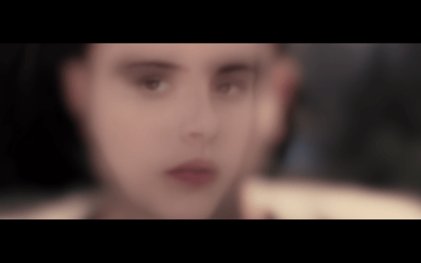 The Twilight Saga Breaking Dawn Part 2 - 1899