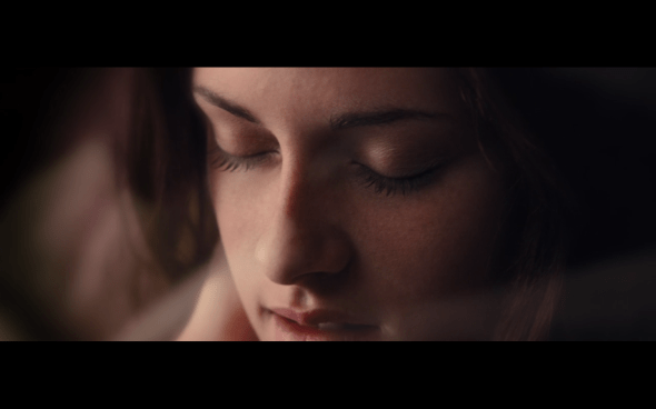 The Twilight Saga Breaking Dawn Part 2 - 1932