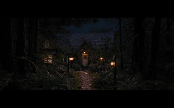 The Twilight Saga Breaking Dawn Part 2 - 386