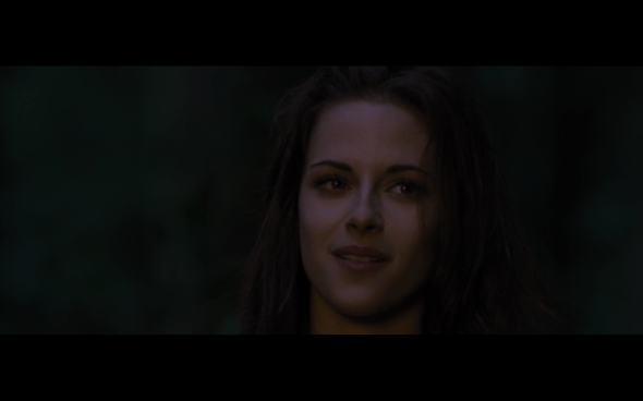 The Twilight Saga Breaking Dawn Part 2 - 387