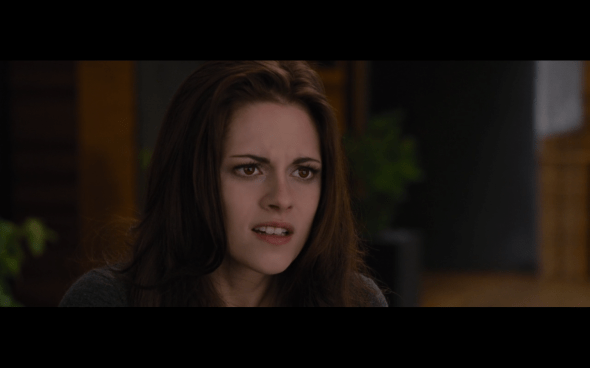 The Twilight Saga Breaking Dawn Part 2 - 540