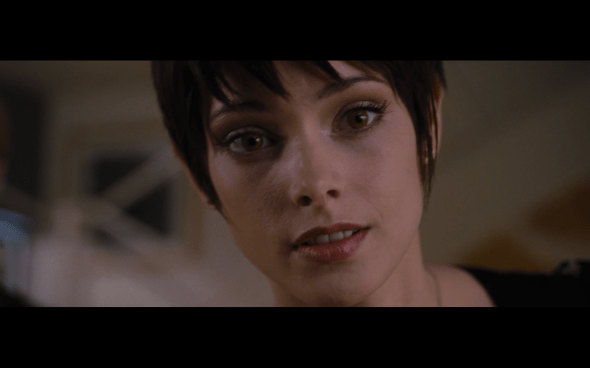 The Twilight Saga Breaking Dawn Part 2 - 544