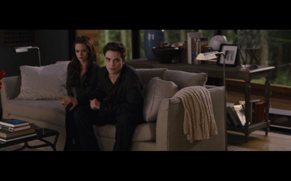 The Twilight Saga Breaking Dawn Part 2 - 572