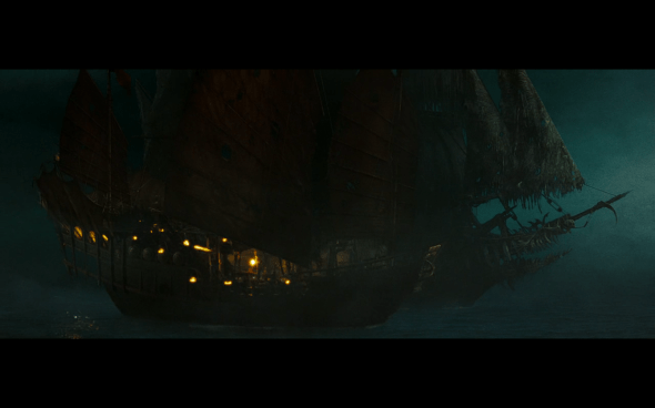 Pirates of the Caribbean At World's End - 1245