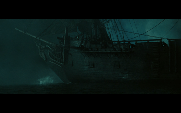 Pirates of the Caribbean At World's End - 1363