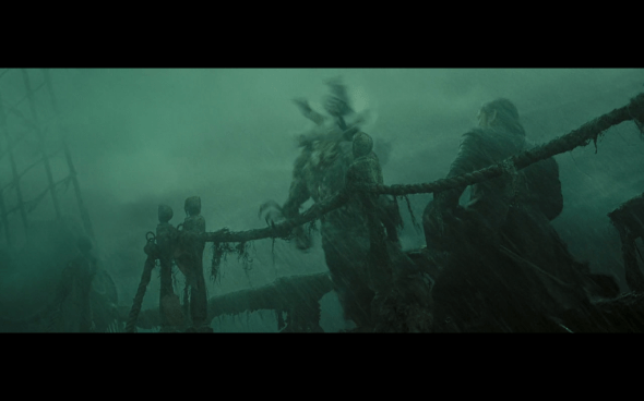 Pirates of the Caribbean At World's End - 2235