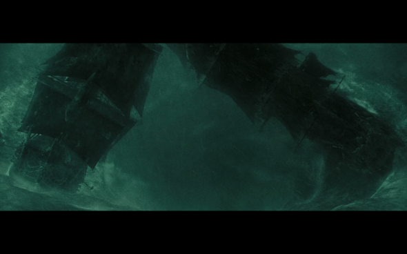 Pirates of the Caribbean At World's End - 2364