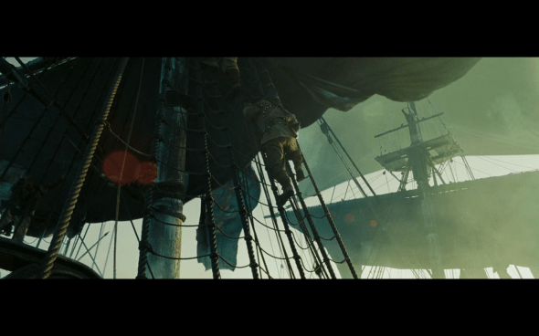Pirates of the Caribbean At World's End - 2423
