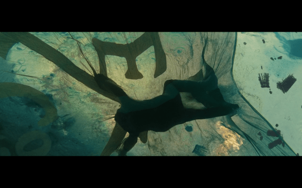 Pirates of the Caribbean At World's End - 2472