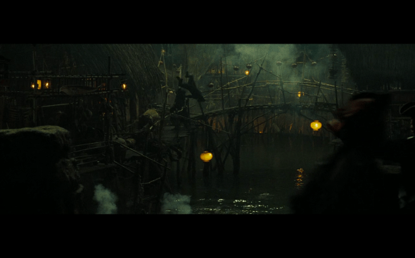 Pirates of the Caribbean At World's End - 324