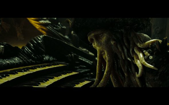 Pirates of the Caribbean At World's End - 435