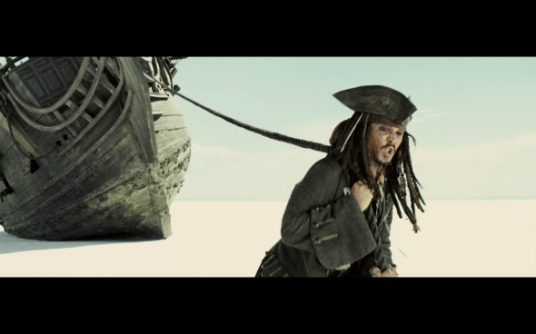 Pirates of the Caribbean At World's End - 568