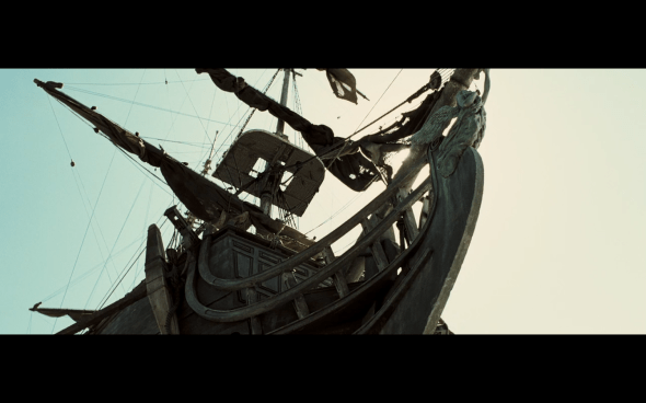 Pirates of the Caribbean At World's End - 592