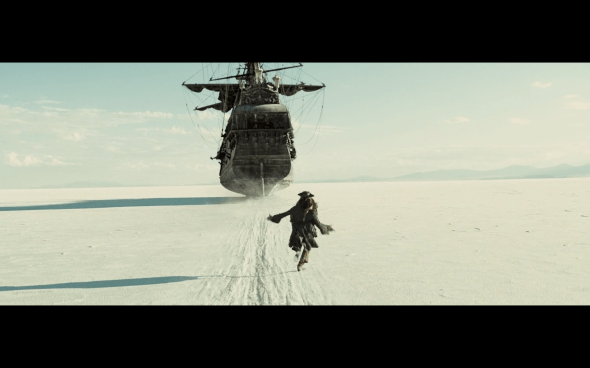 Pirates of the Caribbean At World's End - 605