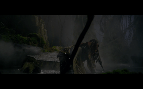 Pirates of the Caribbean On Stranger Tides - 2213