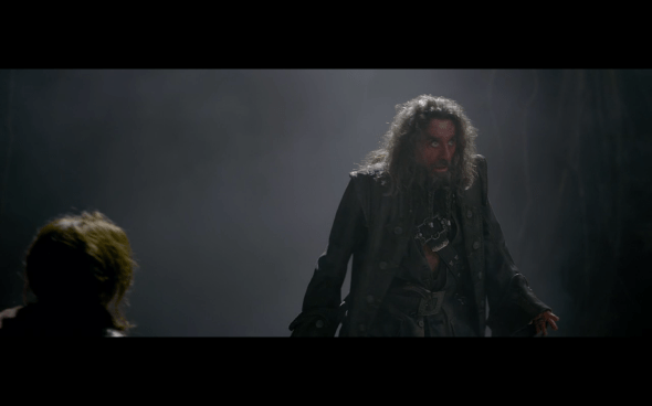 Pirates of the Caribbean On Stranger Tides - 2272