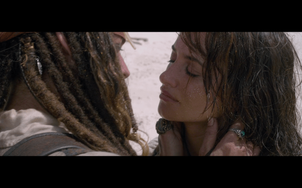 Pirates of the Caribbean On Stranger Tides - 2355