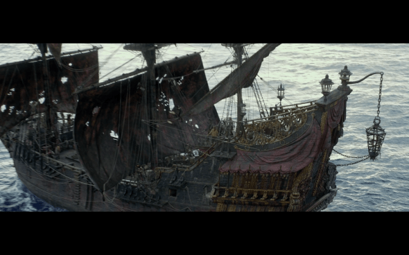 Pirates of the Caribbean On Stranger Tides - 2395