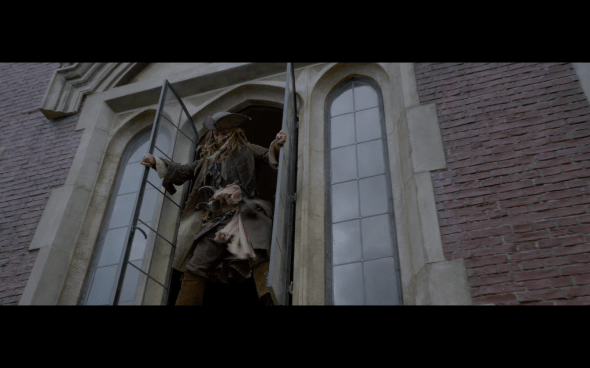 Pirates of the Caribbean On Stranger Tides - 328