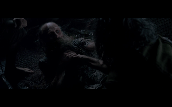 Pirates of the Caribbean On Stranger Tides - 9