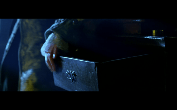 Pirates of the Caribbean The Curse of the Black Pearl - 2085